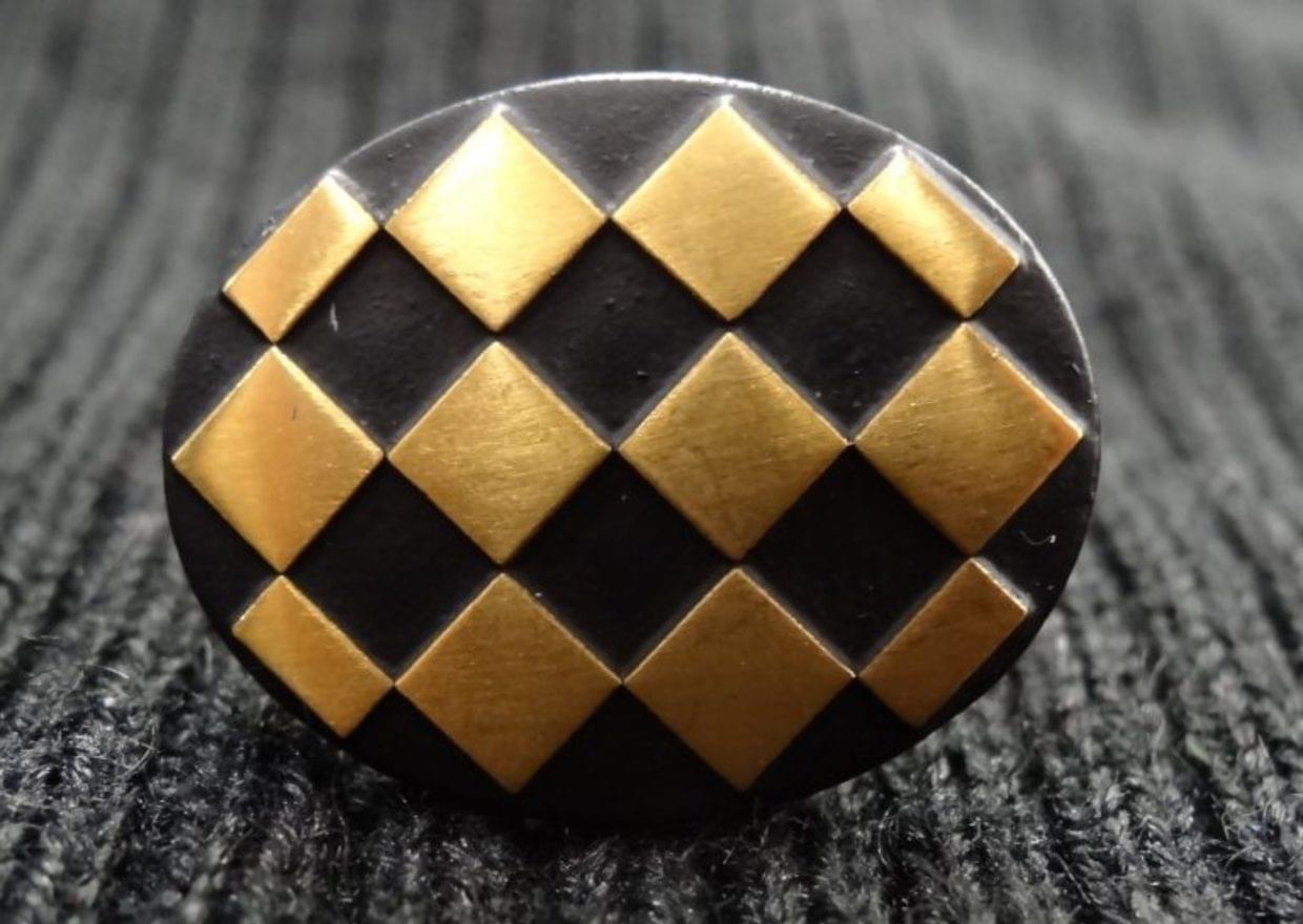 公認会計士のバッジってどんなの？登録までの流れとあわせて紹介！ HUPRO MAGAZINE