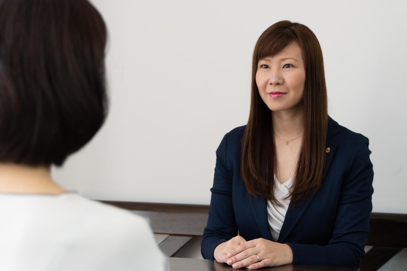 社会保険労務士の漆原香奈恵さん画像